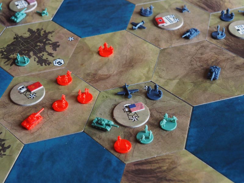 Resolviendo un conflicto en Frontier Wars, el juego de mesa