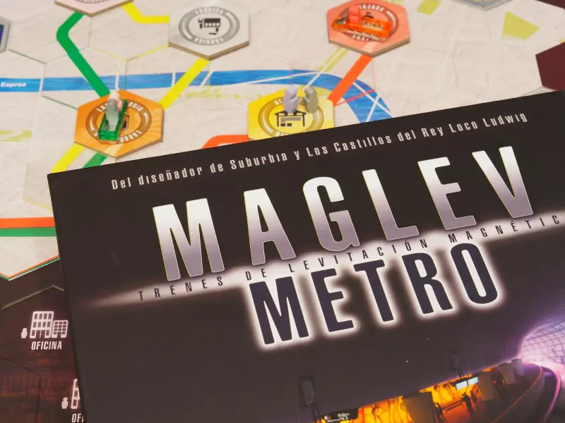 Maglev Metro, un juego entre trenes del futuro